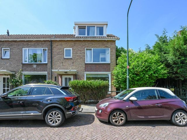 Willem Klooslaan 41, Voorburg