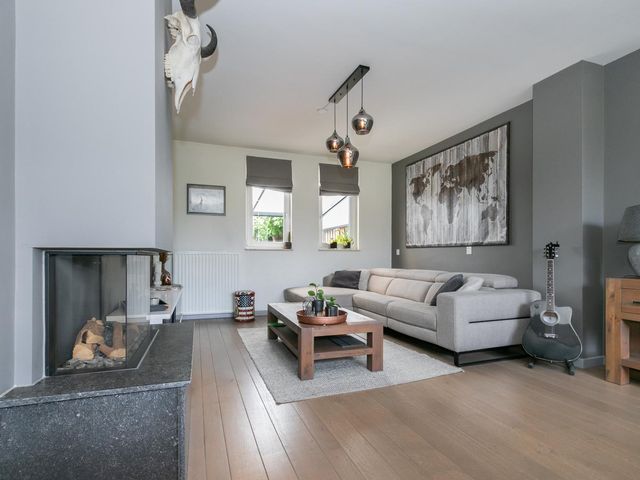 Hoppertstraat 11, Stramproy
