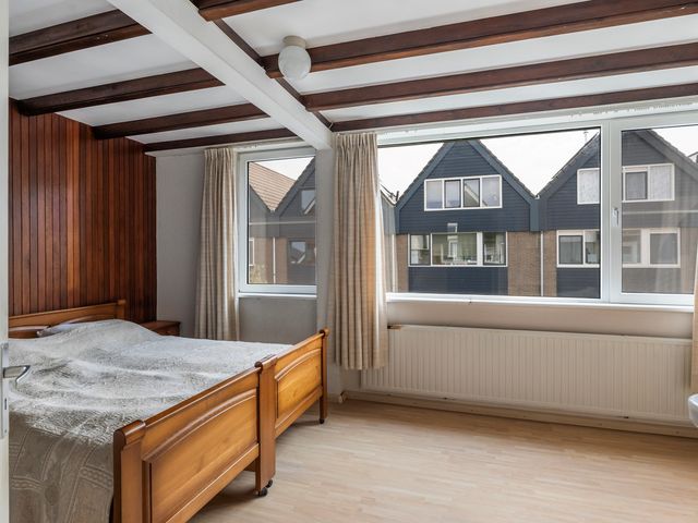 Vuurdoornlaan 15, Pijnacker
