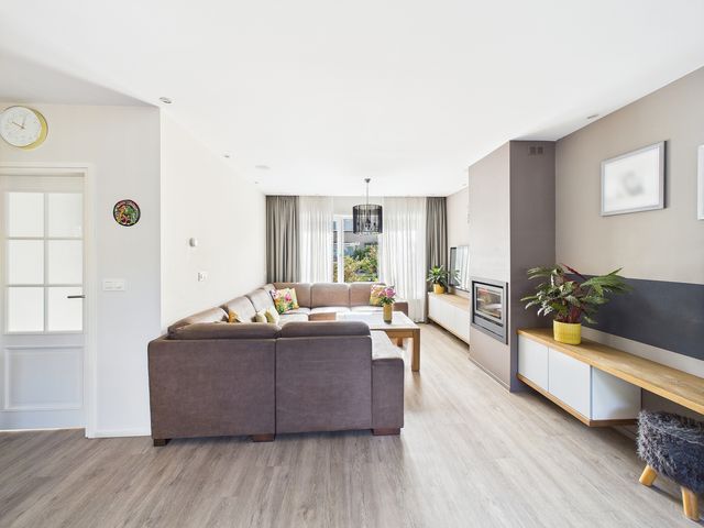 Reaumurstraat 30, Terneuzen