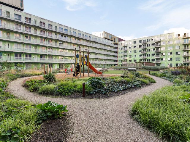 Mangoweg 335, Leiden