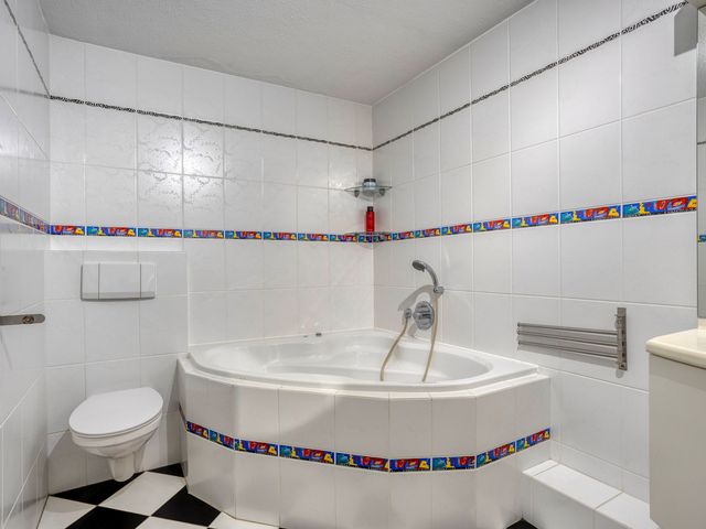 Regge 6, Veenendaal