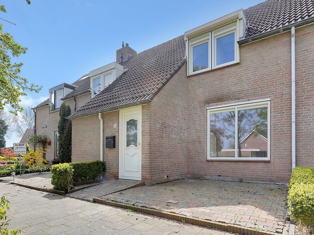 Marehoekstraat 24, Oud-Vossemeer