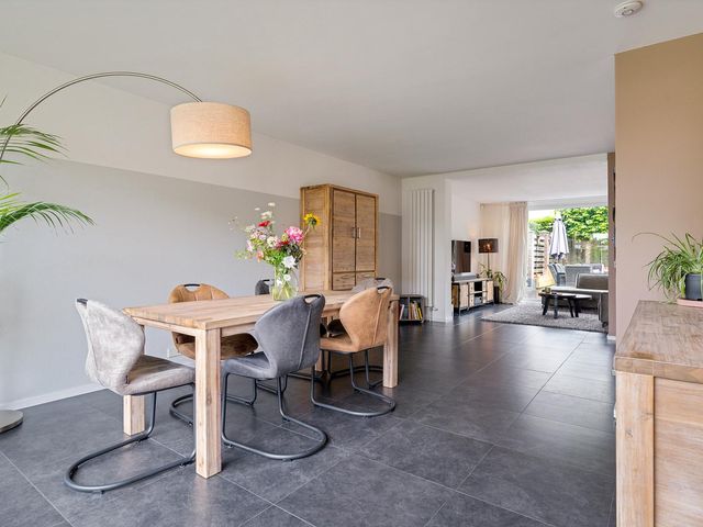 Grasbroekstraat 6, Limbricht