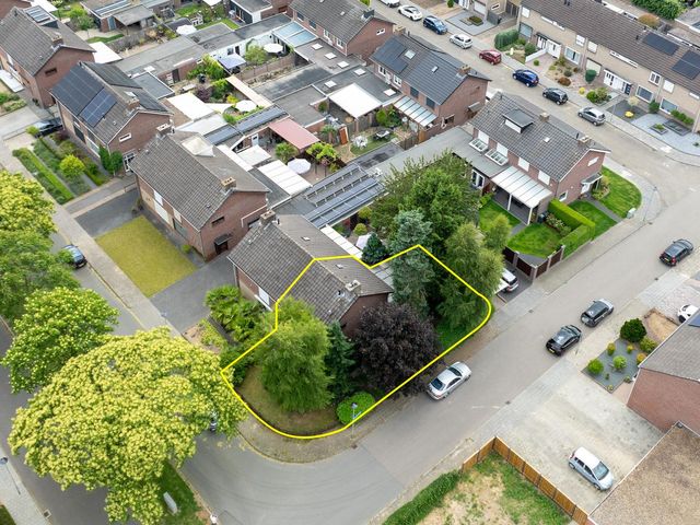 Dross Essersstraat 36, Elsloo