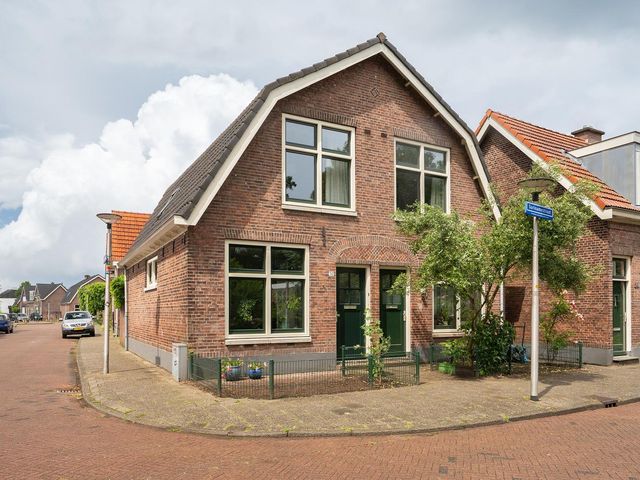 Surinamestraat 32, Enschede