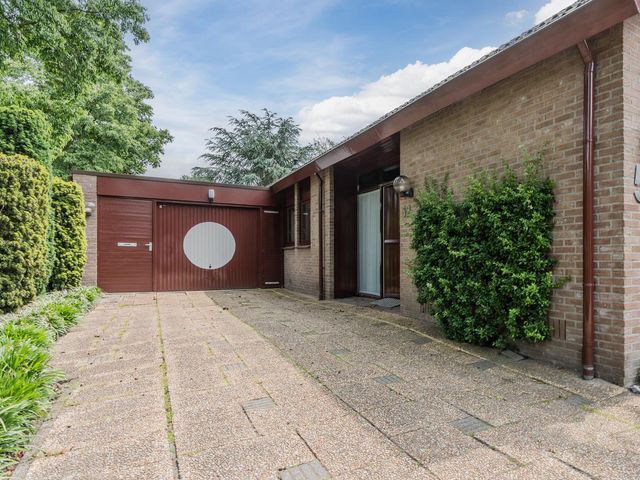 Meerkoetlaan 52, Hoogeveen