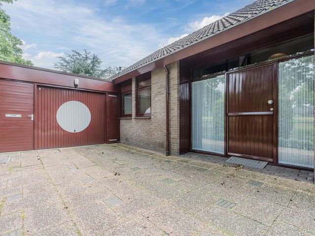 Meerkoetlaan 52, Hoogeveen