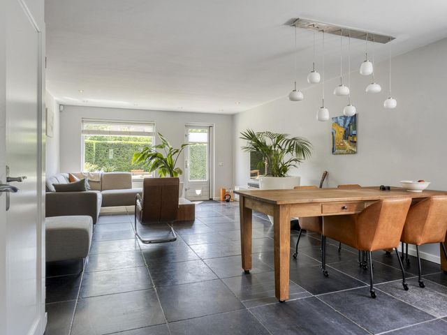 Oranjehof 2, Randwijk