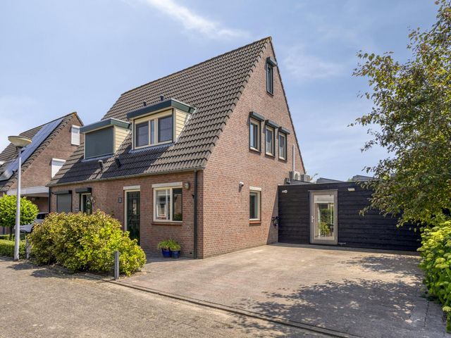 Oranjehof 2, Randwijk