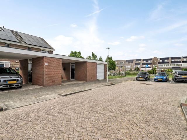 Jan van Kanrede 105, Capelle aan den IJssel