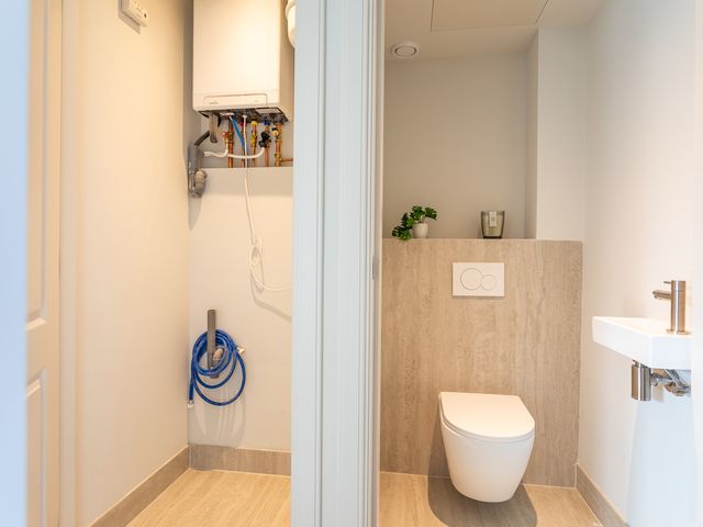 Van Loostraat 12A, Den Haag