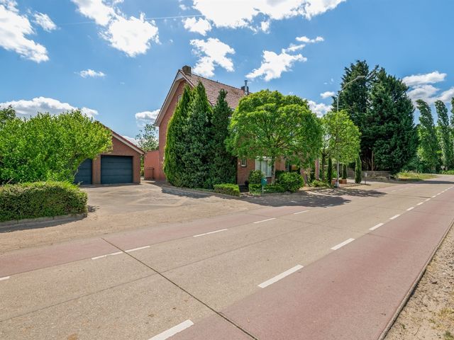 Molenbaan 30  , Baarle-Hertog