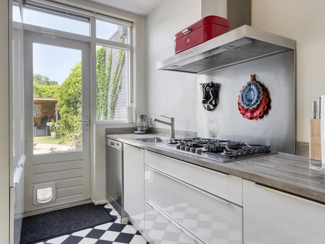 Abel Tasmanstraat 2, Roosendaal