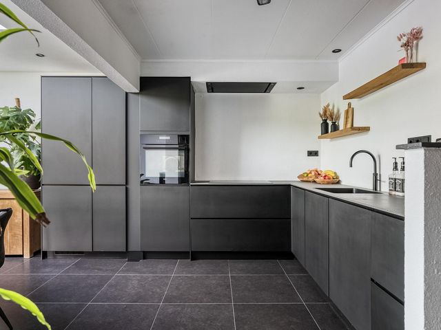Lavendelberg 15, Roosendaal