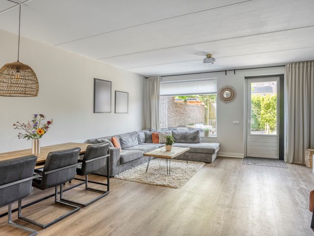 Oranjestraat 14, Ochten