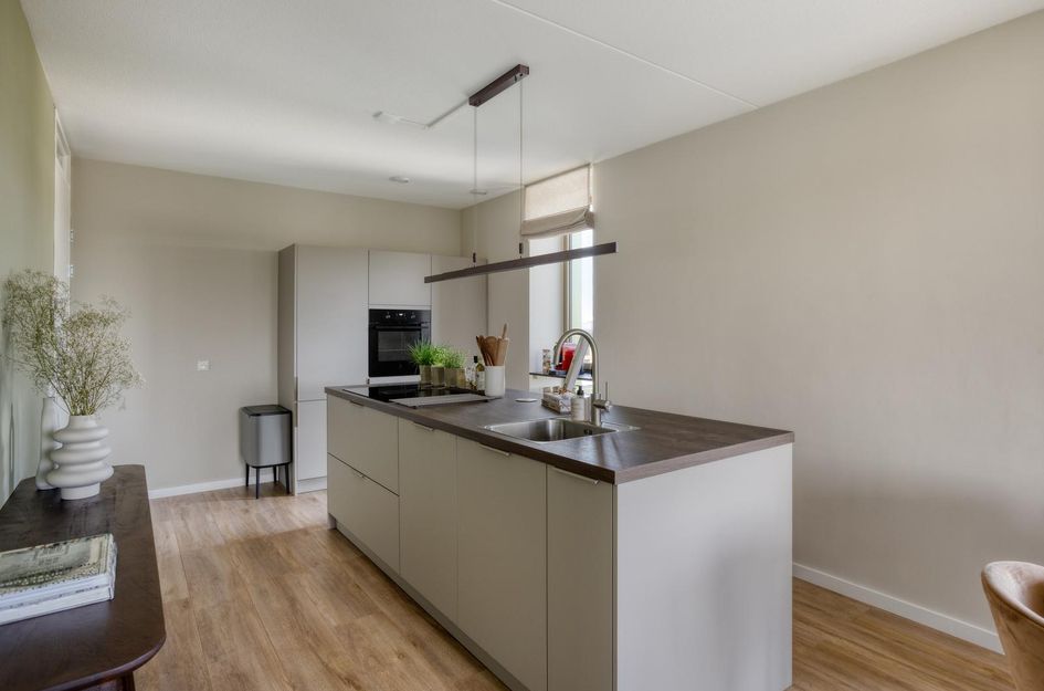 Atelierstraat 276