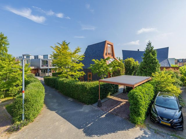 Voorgracht 17, Vijfhuizen