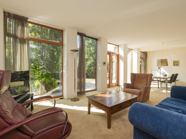 Voorgracht 17, Vijfhuizen