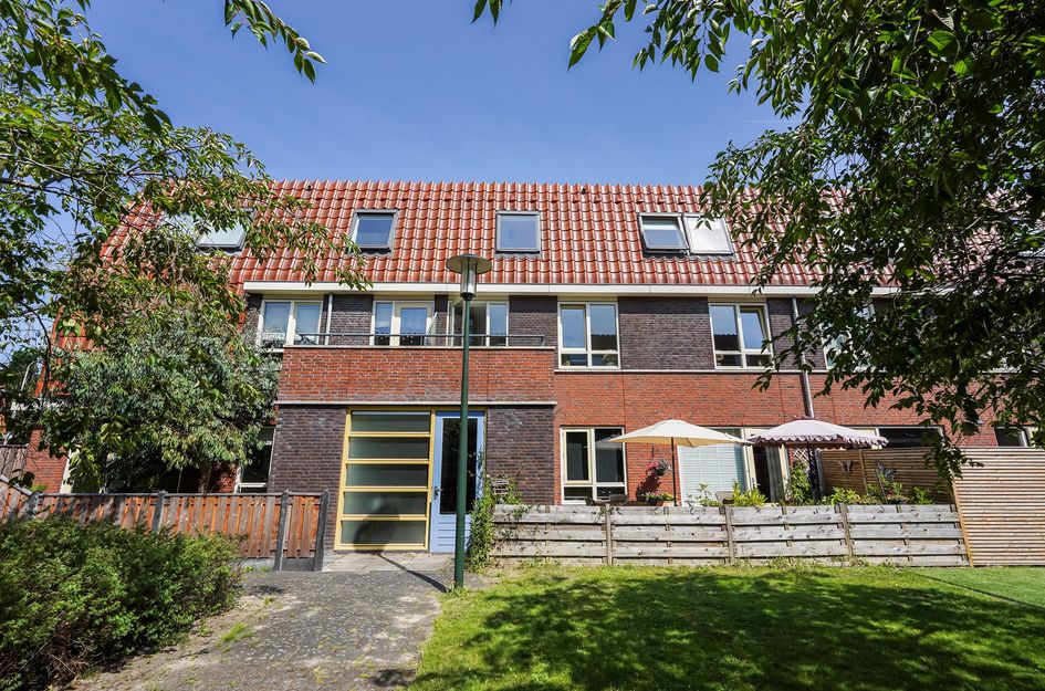 Tieratesstraat 8