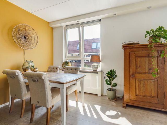 Tieratesstraat 8, Wateringen