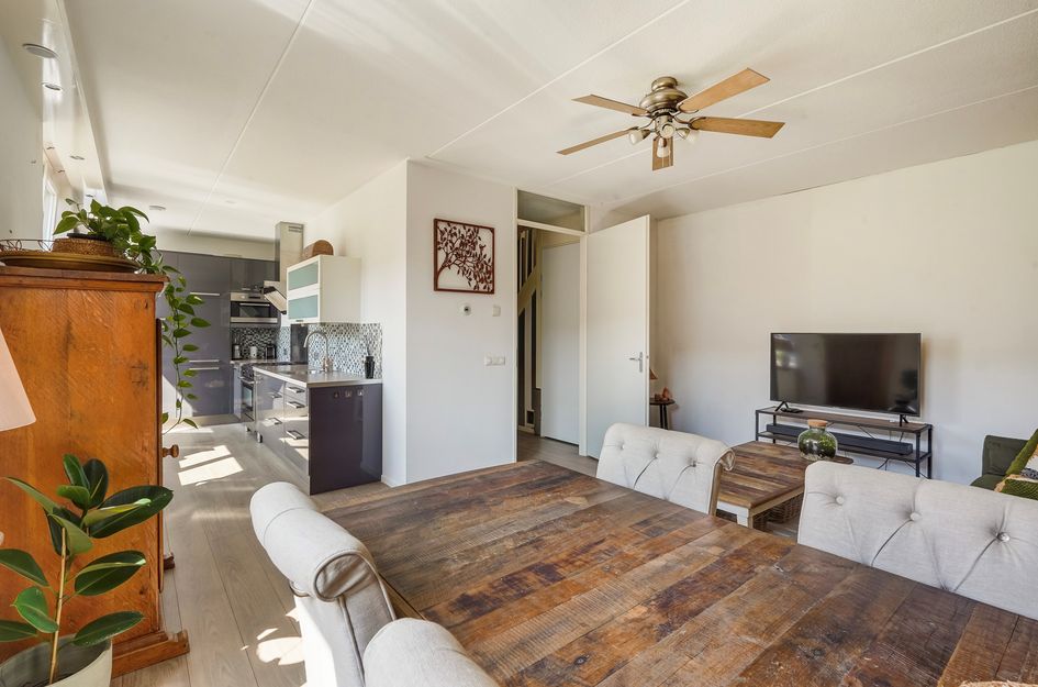 Tieratesstraat 8
