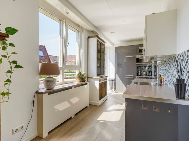 Tieratesstraat 8, Wateringen