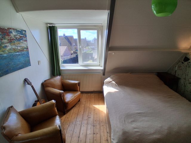 Elmarestraat 42, Waterlandkerkje
