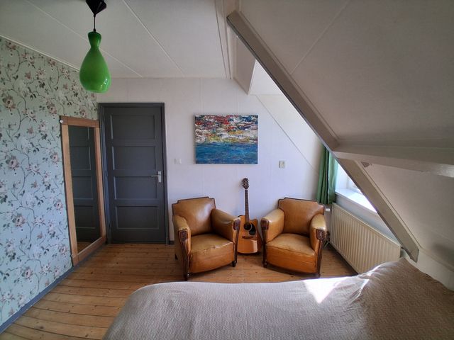 Elmarestraat 42, Waterlandkerkje
