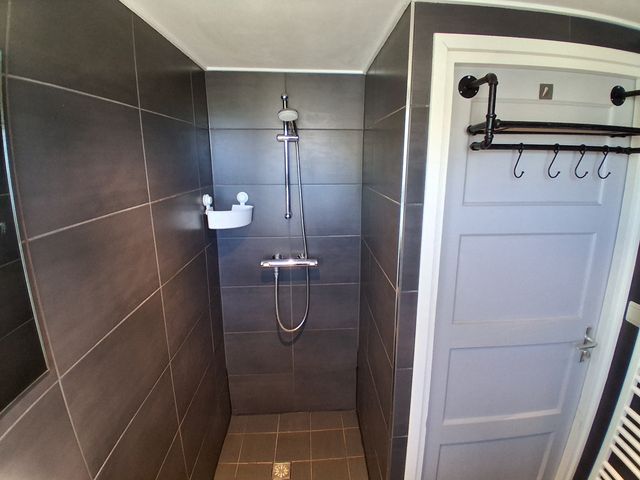 Elmarestraat 42, Waterlandkerkje