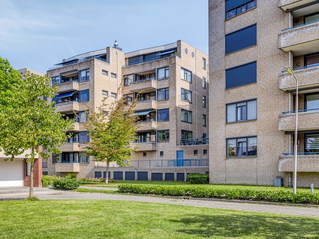 Van Leeuwenhoeklaan 18, Roosendaal