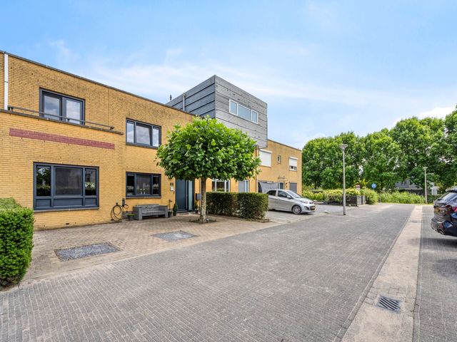 Smaragd 65, Zeewolde