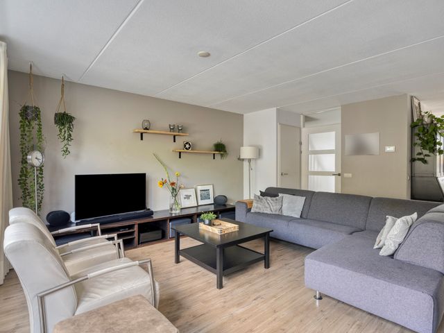 Smaragd 65, Zeewolde