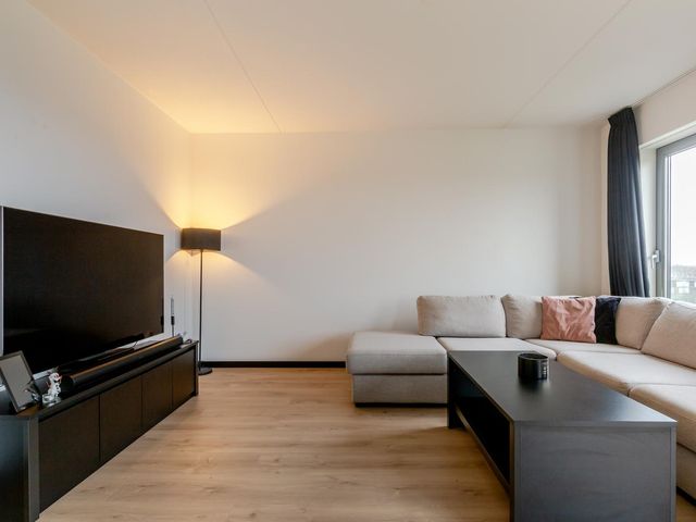 Sumatraweg 77, Almere