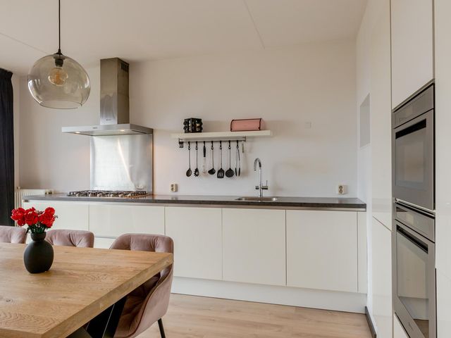 Sumatraweg 77, Almere