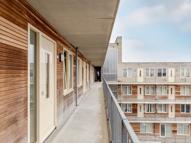Sumatraweg 77, Almere