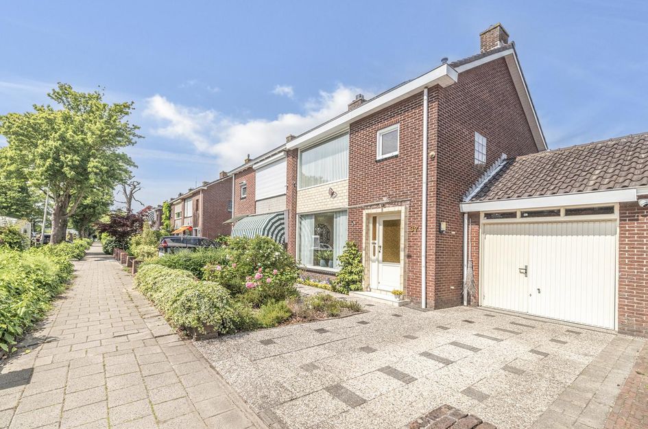Hoeksekade 37