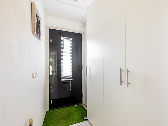Januaristraat 26, Almere