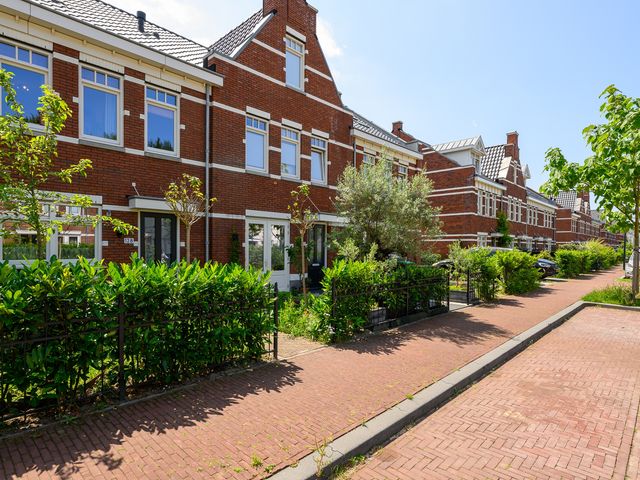Markgraaflaan 128, 's-Gravenhage