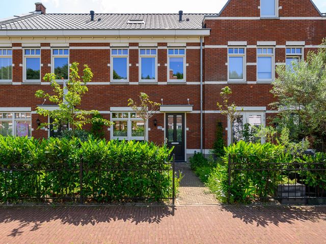 Markgraaflaan 128, 's-Gravenhage