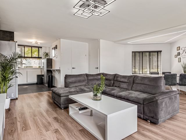 Doesburgstraat 67, Tilburg