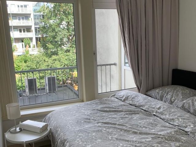 Tweede Hugo de Grootstraat 28A, Amsterdam