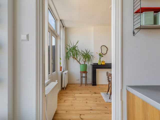 Edisonstraat 129A, 's-Gravenhage