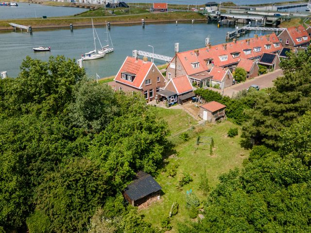 Sluisweg 41, Kornwerderzand
