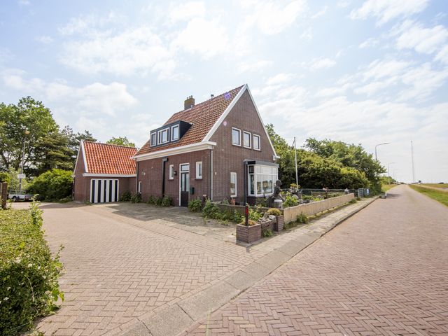 Sluisweg 41, Kornwerderzand