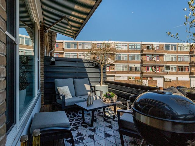 2e Hogenbanweg 71B, Rotterdam