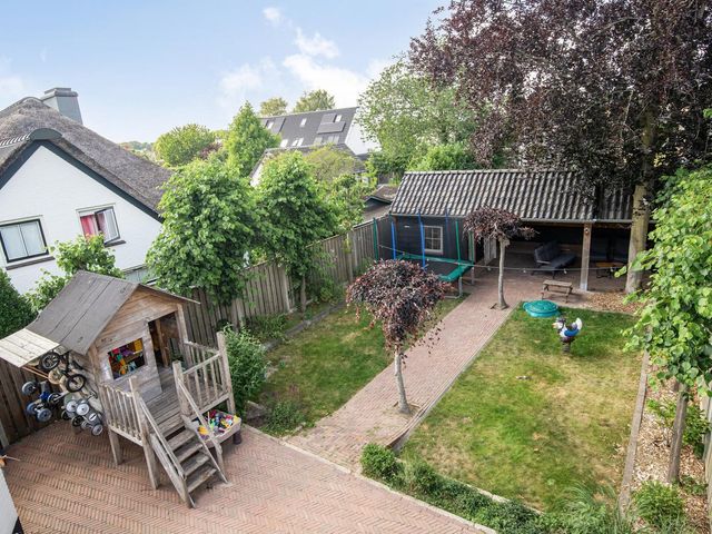 Burgemeester van Campenhoutstraat 8, Made