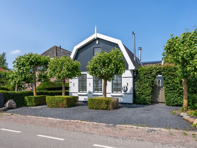 Warder 174, Warder