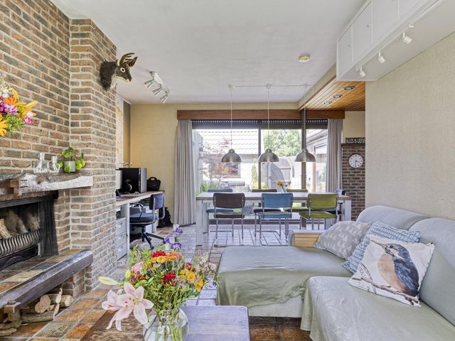 Plevierstraat 38, Strijen
