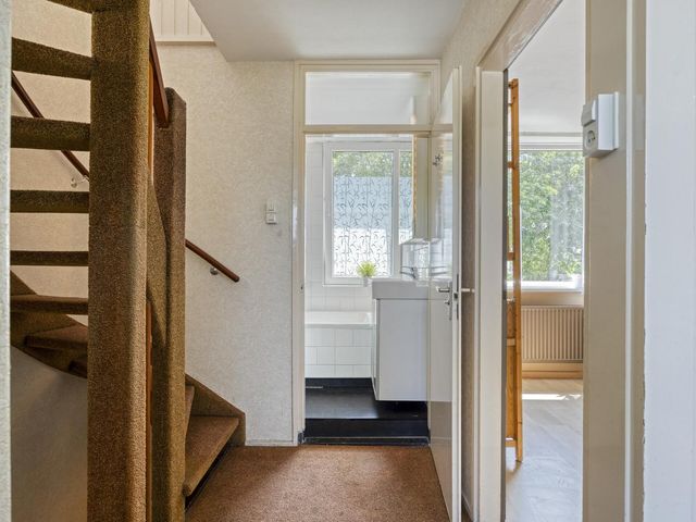 Plevierstraat 38, Strijen